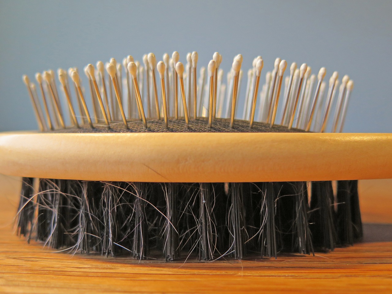 nettoyer une brosse à cheveux