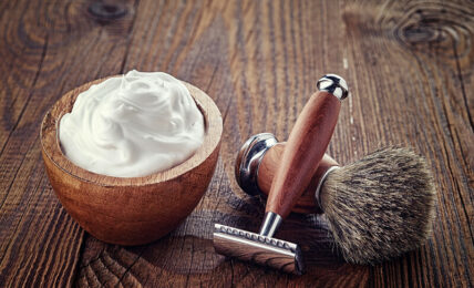 utiliser un savon à barbe